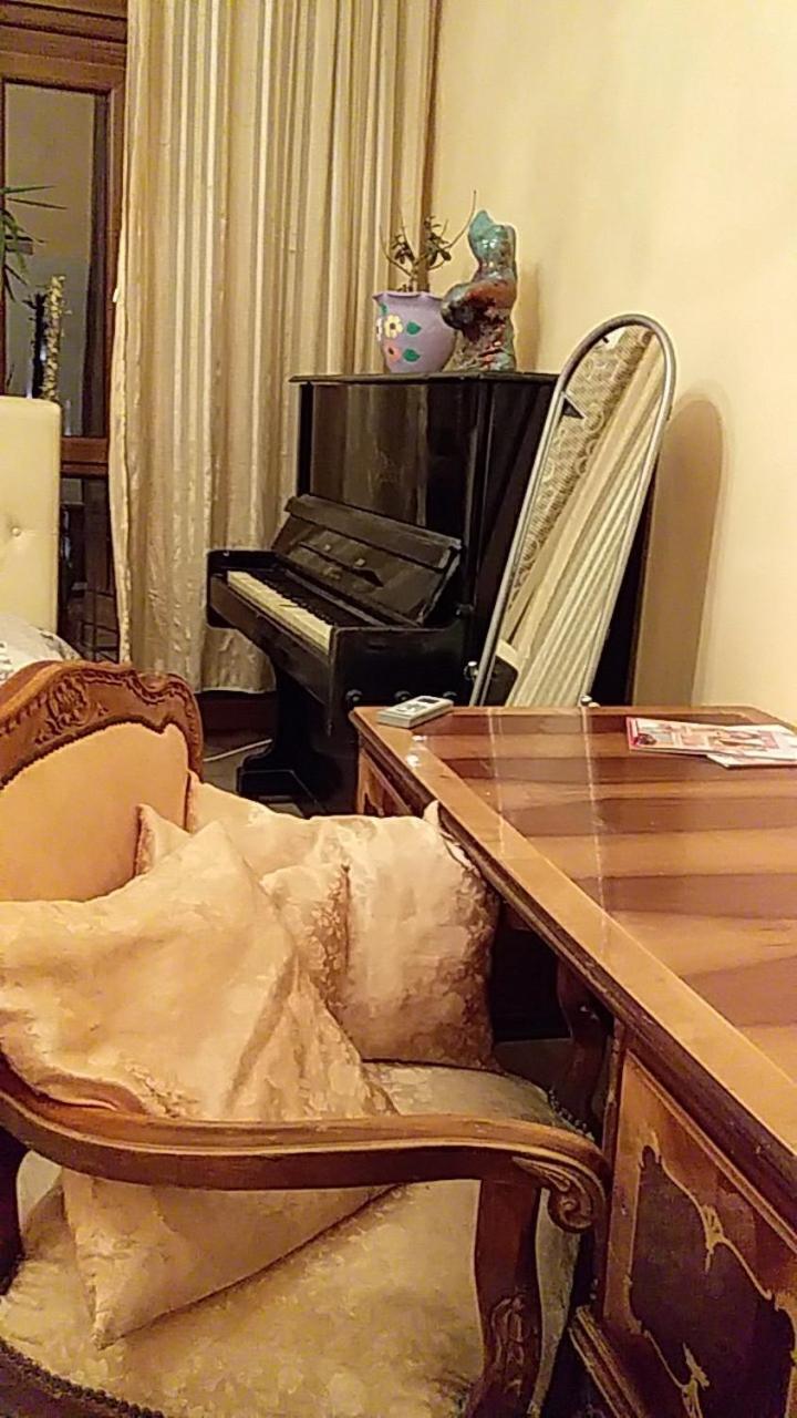 Queen' Palase Tiflis Dış mekan fotoğraf
